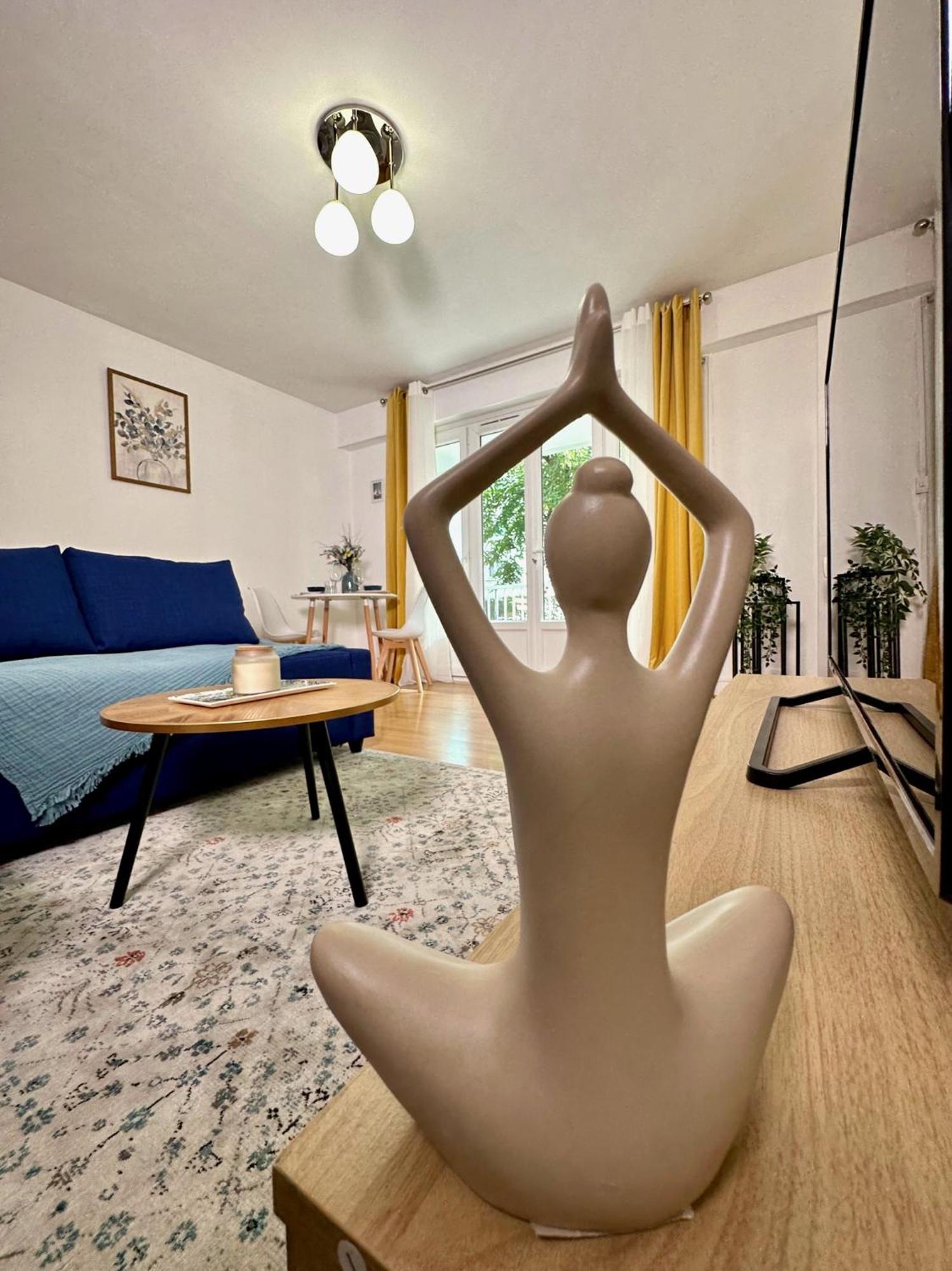 Ferienwohnung Le Bleu Soleil - A 2 Min Du Metro - 7 Min De Paris Maisons-Alfort Exterior foto